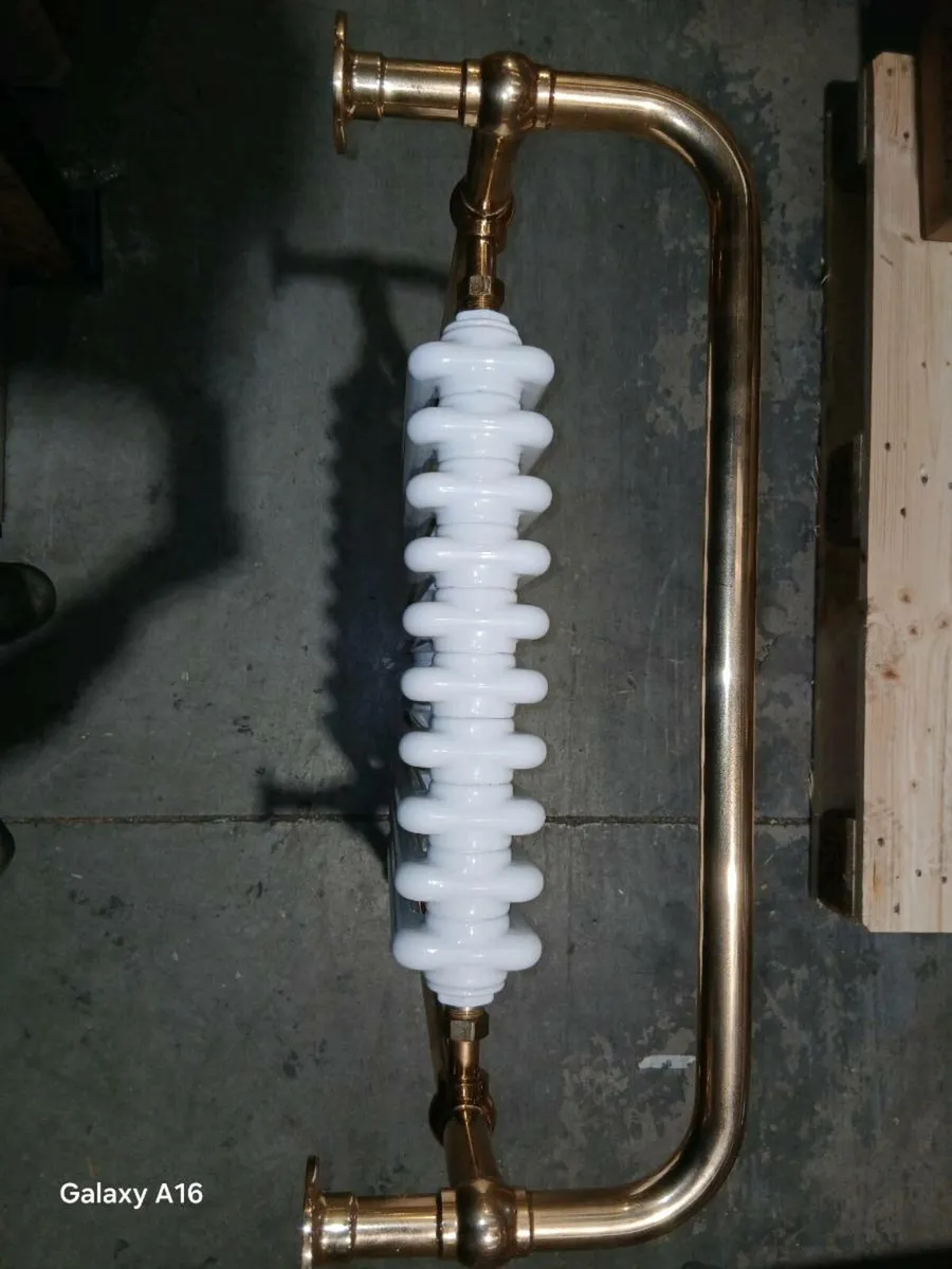 Traditional Towel Rail - Image 4