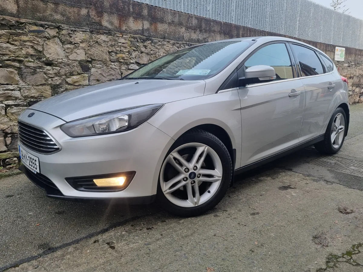 Ford Focus 2018 Ideal First Car - Image 3