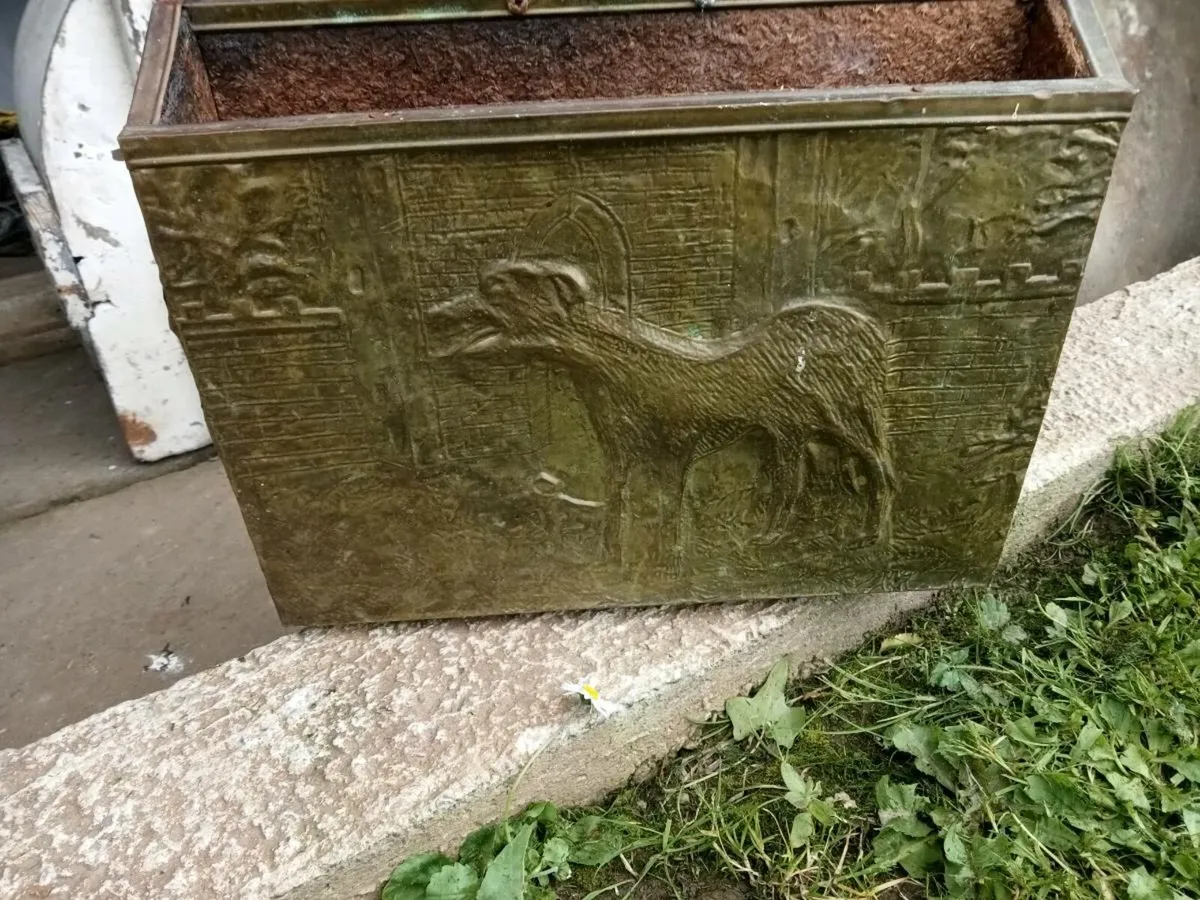 Old newspaper magazine holder - Image 1