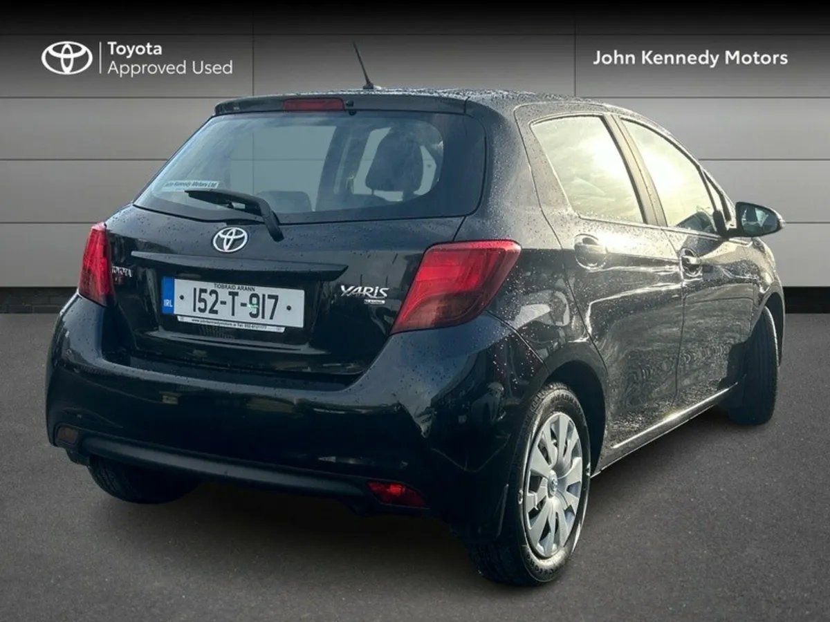 Toyota Yaris 1.33 LUNA AUTO M/D - Image 2