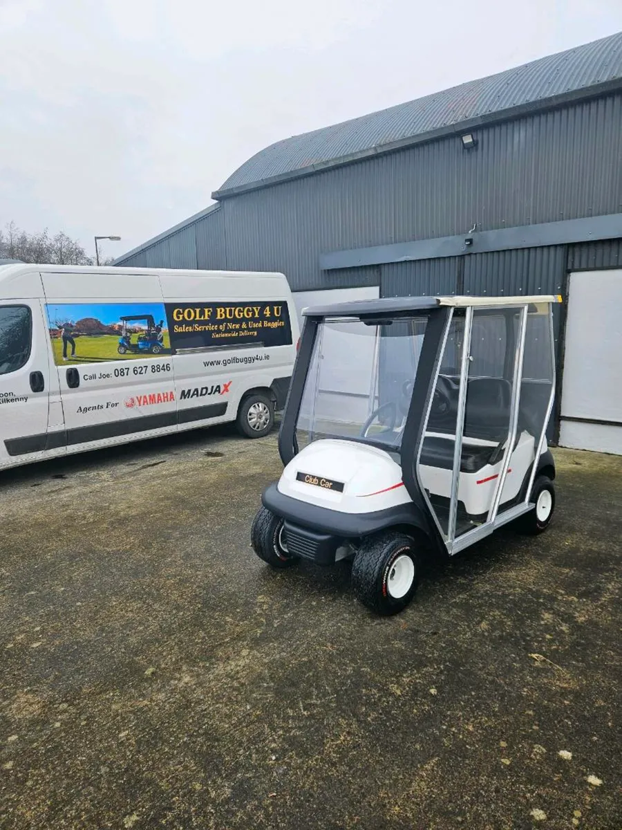 Golf buggy - Image 1