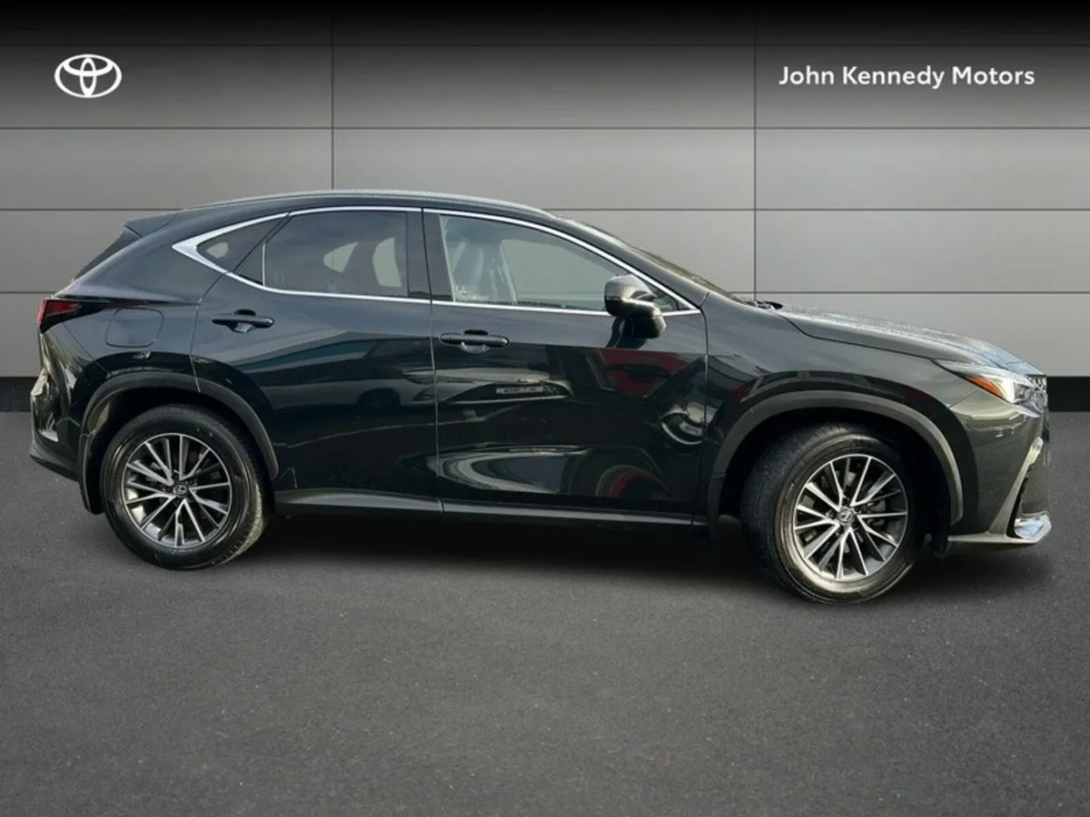 Lexus NX 450h+ Executive AWD - Image 3