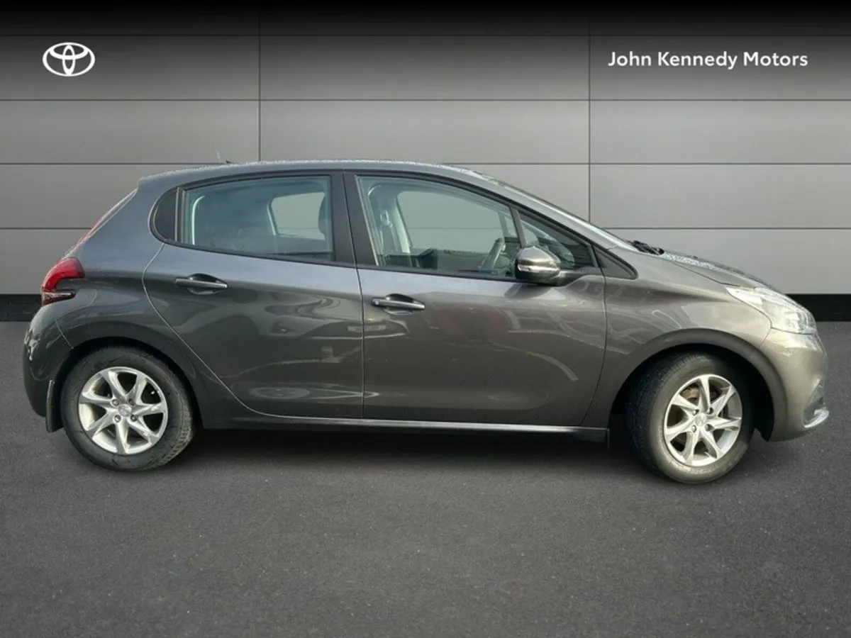 Peugeot 208 ACTIVE 1.2 82 4DR - Image 3