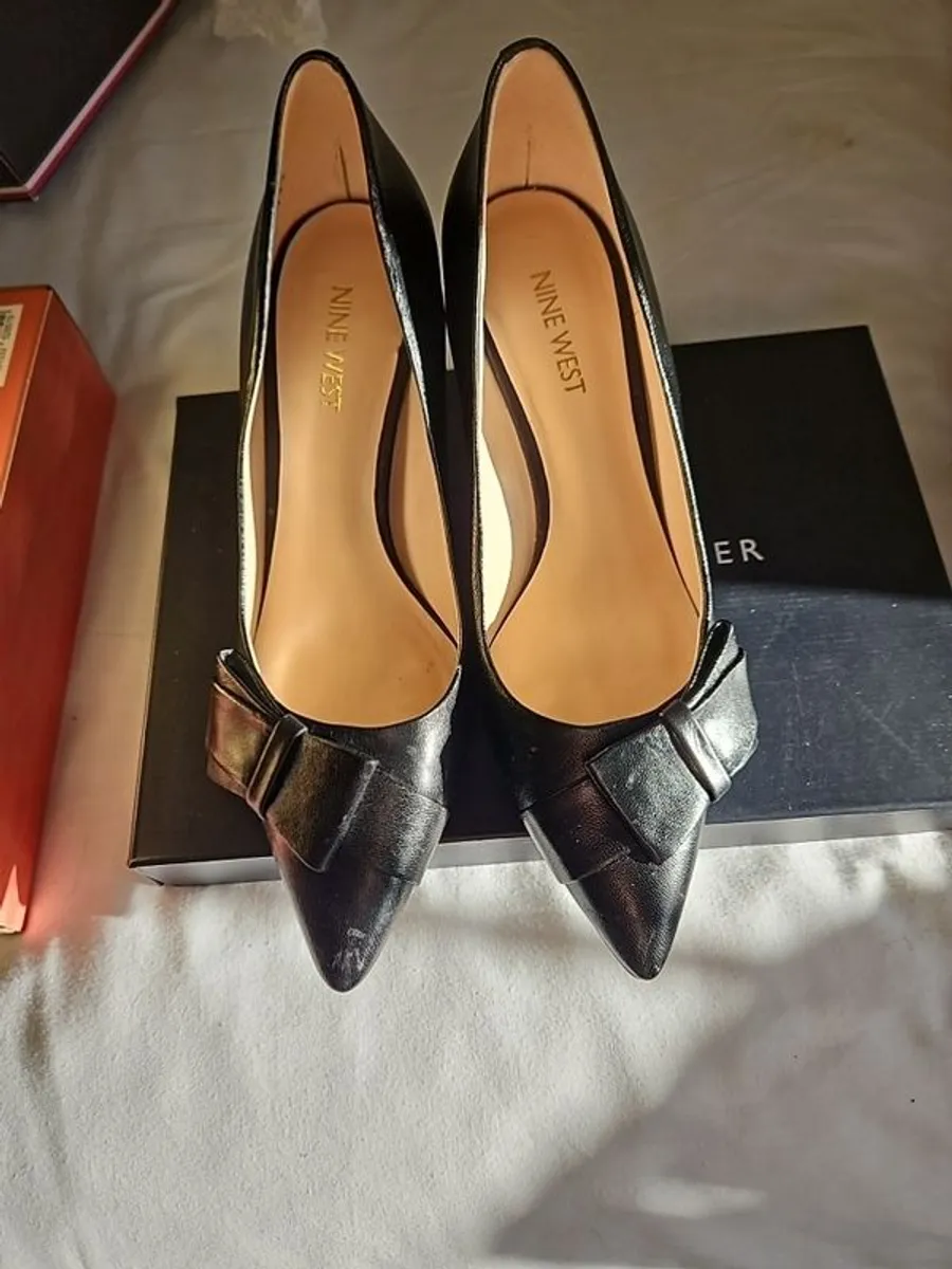 ladies shoes - Image 2