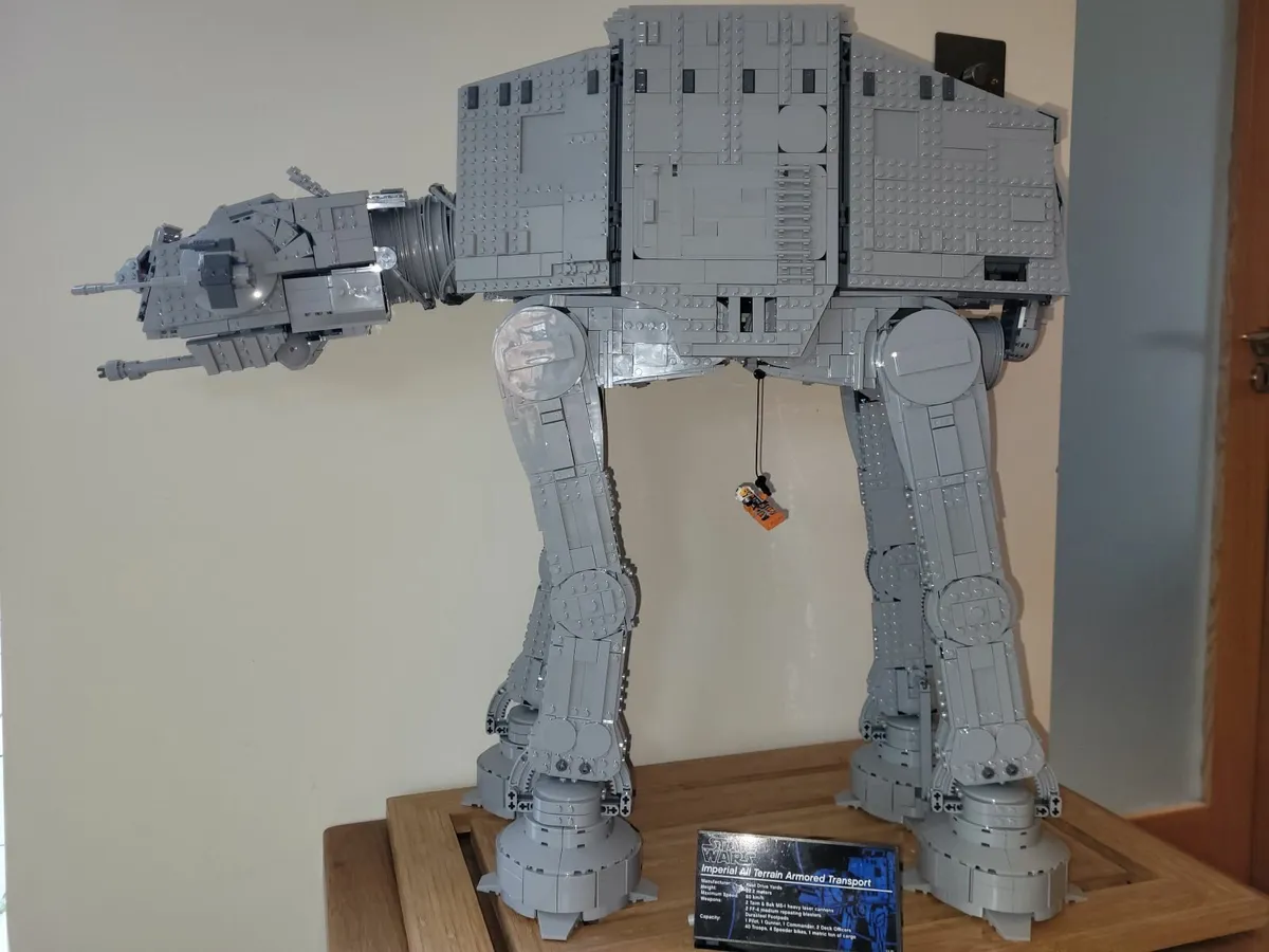 Star Wars Lego AT-AT Walker in perfect condition - Image 1