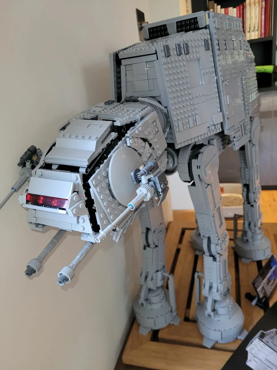 Star Wars Lego AT-AT Walker in perfect condition - Image 2