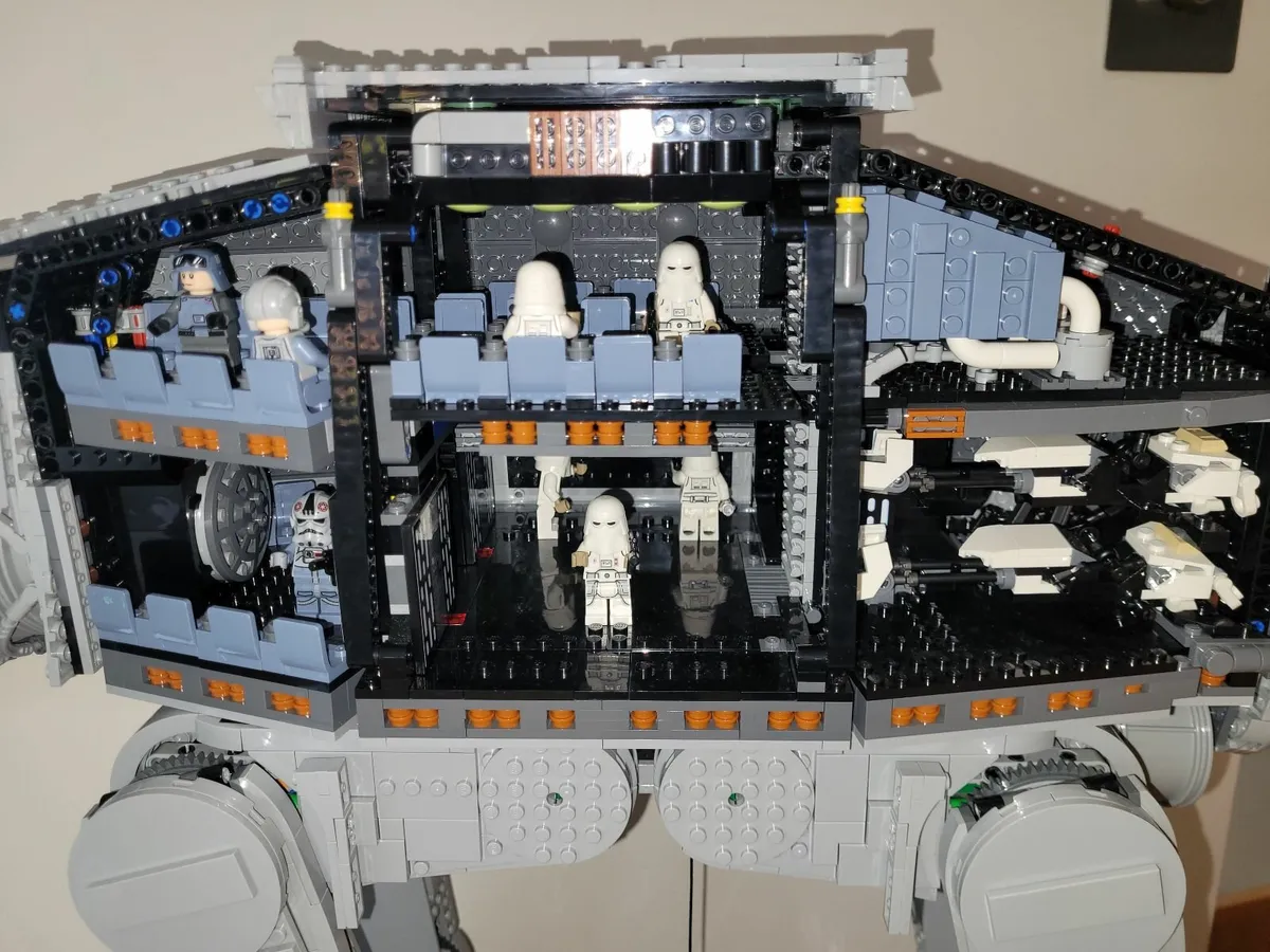 Star Wars Lego AT-AT Walker in perfect condition - Image 3