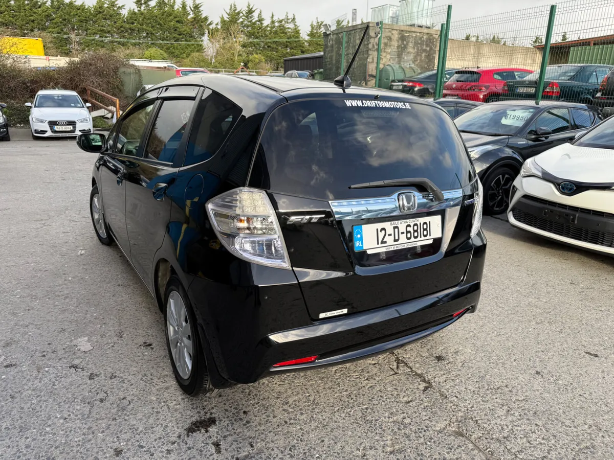 2012 Honda Fit Hybrid Automatic/ leather spec - Image 4