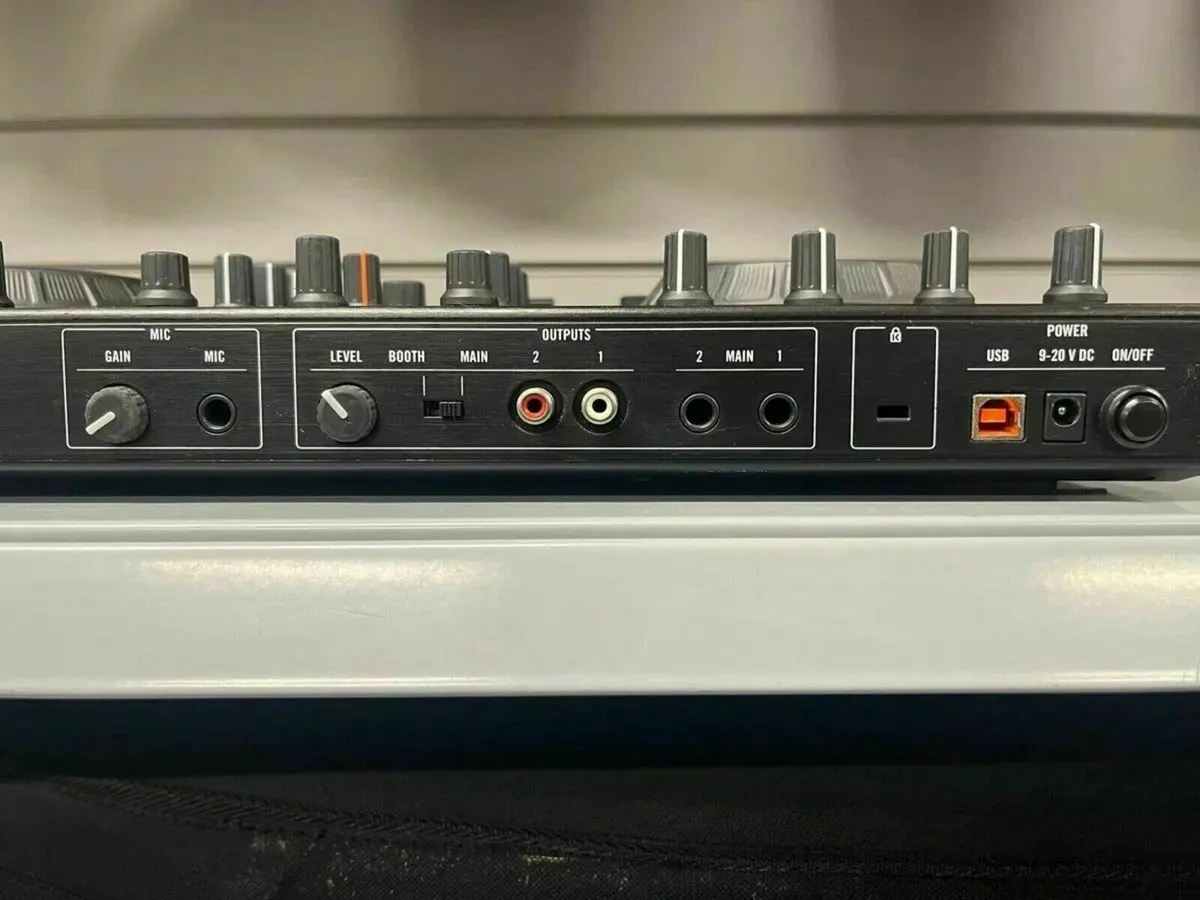 Traktor Kontrol S2 - Image 4