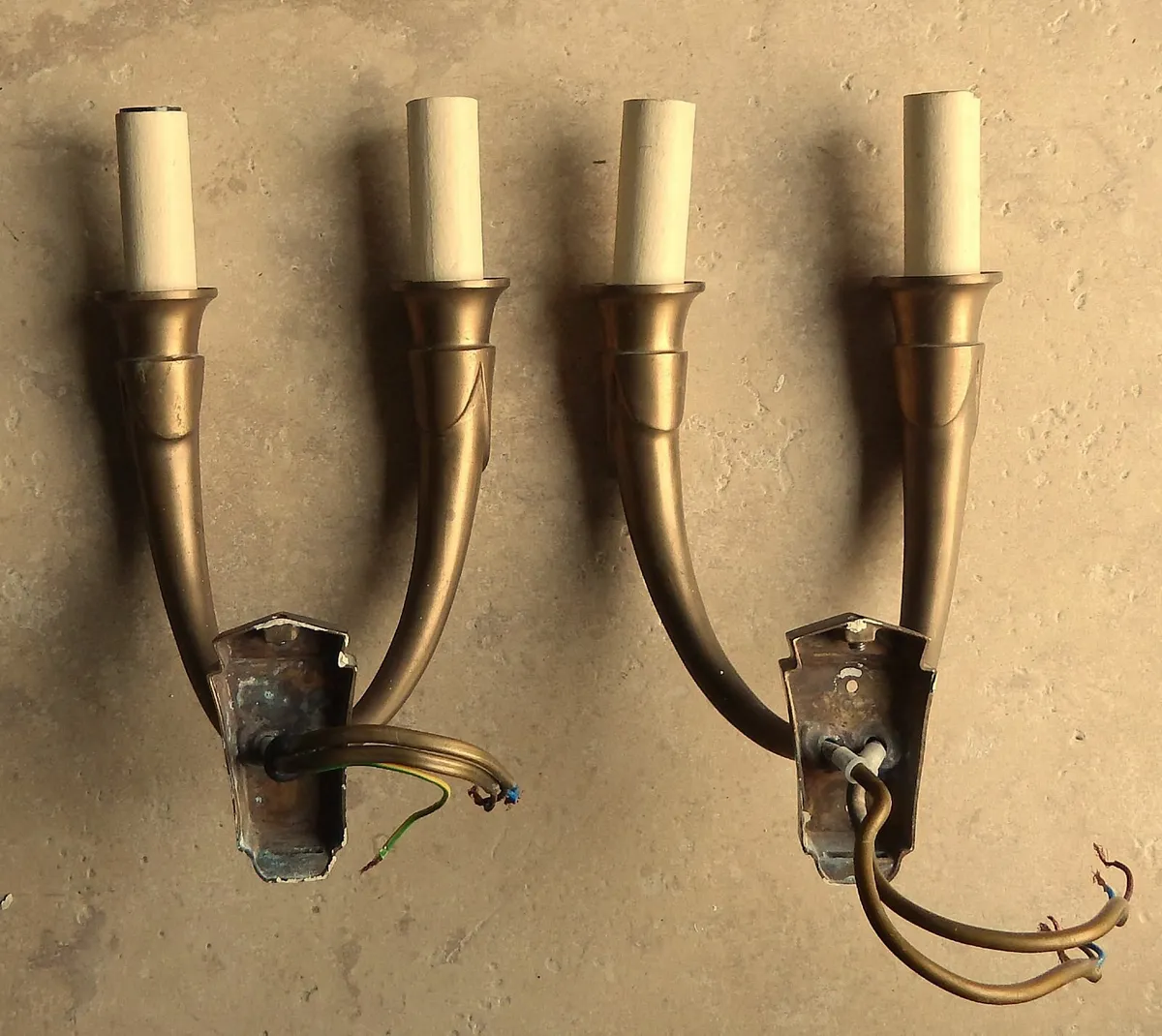 2 Vintage Brass Wall Light Sconces - Image 3