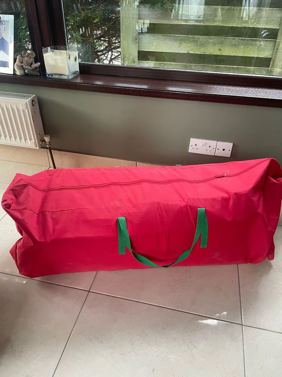 Christmas Tree - Image 4