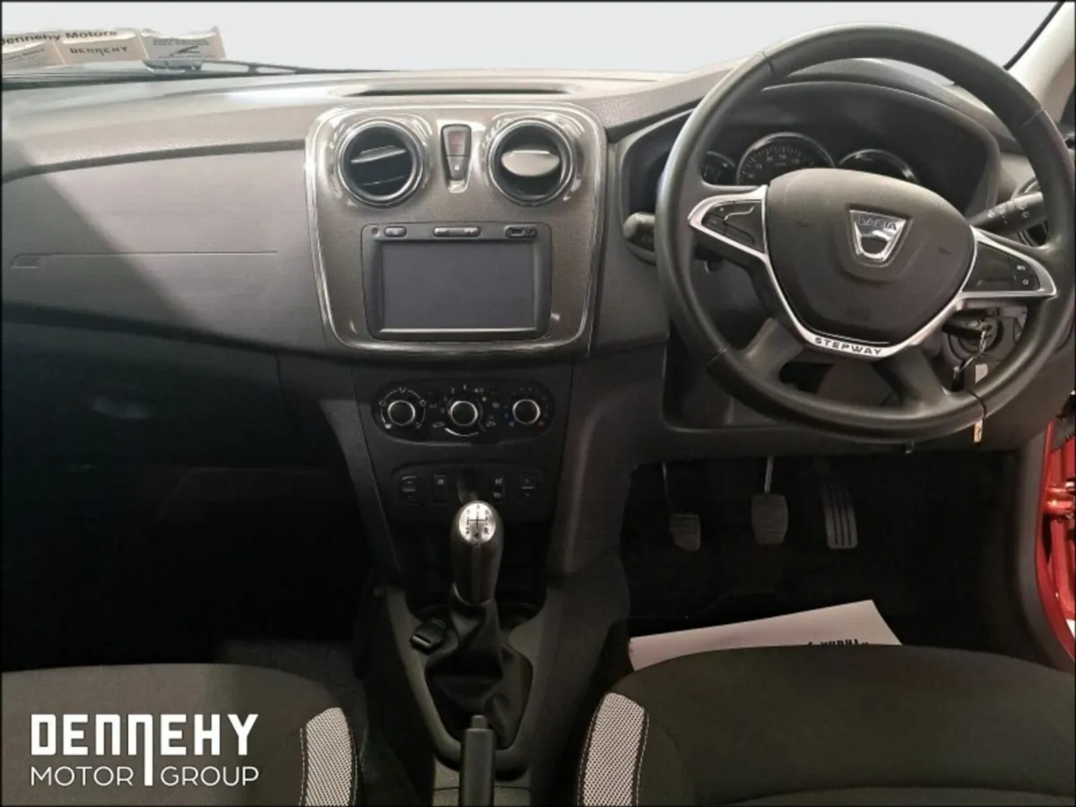 Dacia Sandero Stepway TCe 90 S&S STEPWAY SIGNATURE - Image 3