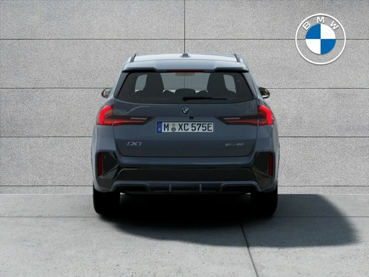 BMW iX1 eDrive20 M Sport - Image 3