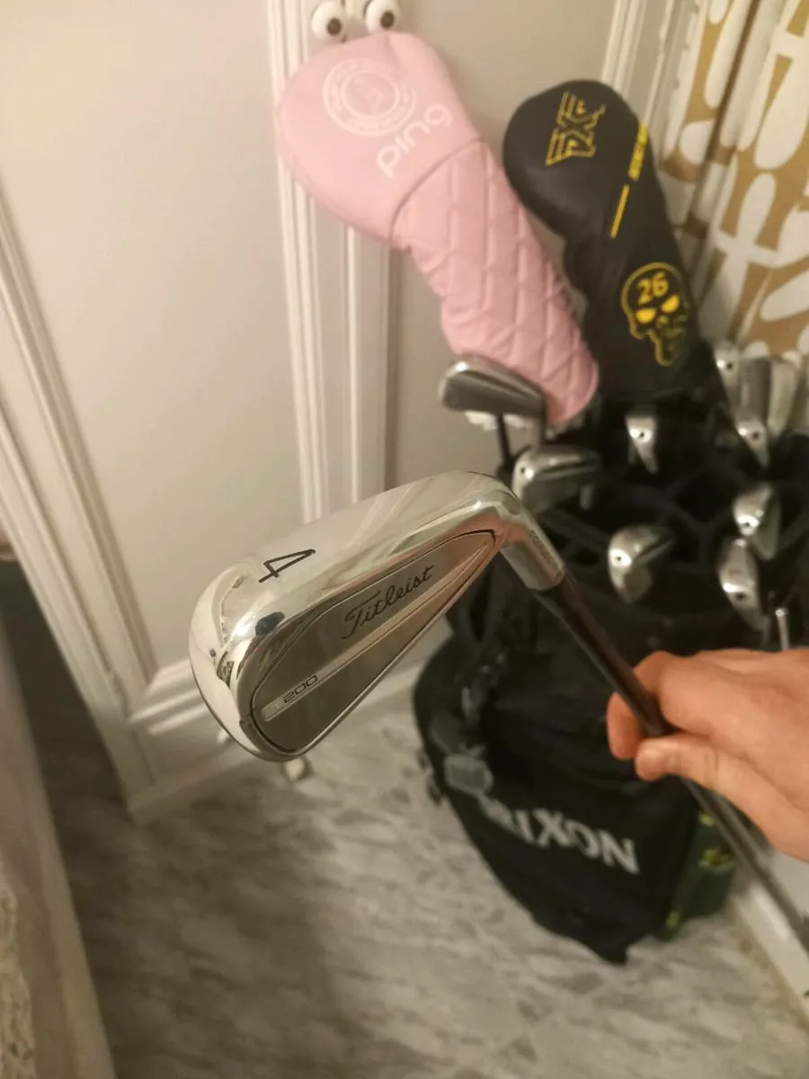 Titleist T200 4 iron / driving iron - Image 3