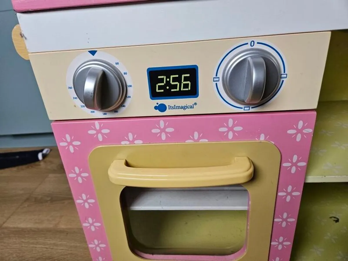 Toy Kitchen - Image 3