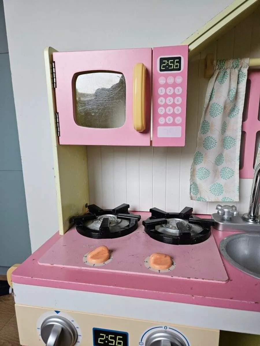 Toy Kitchen - Image 4