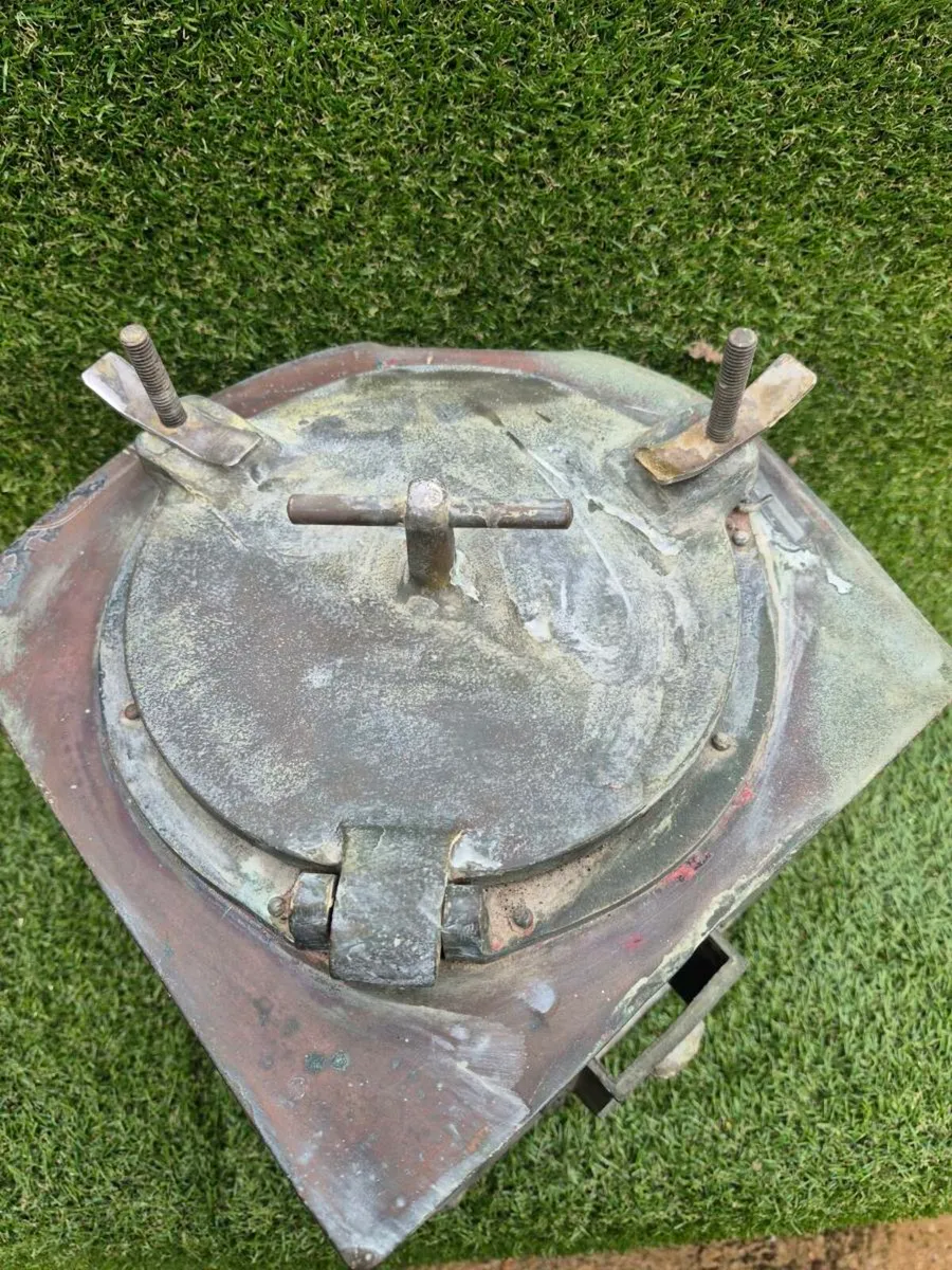 Old corner Ships Lantern - Image 3