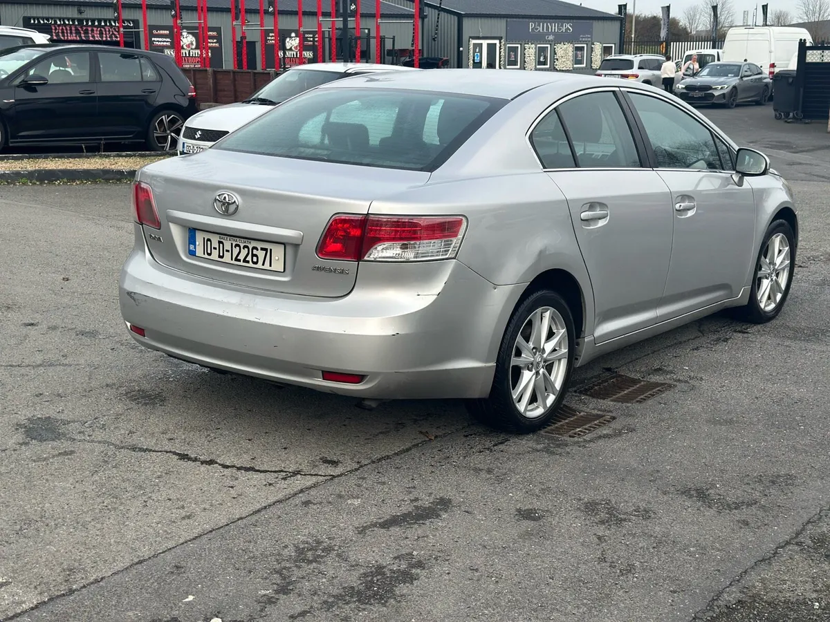 2010 Toyota avensis diesel no nct drives great - Image 4