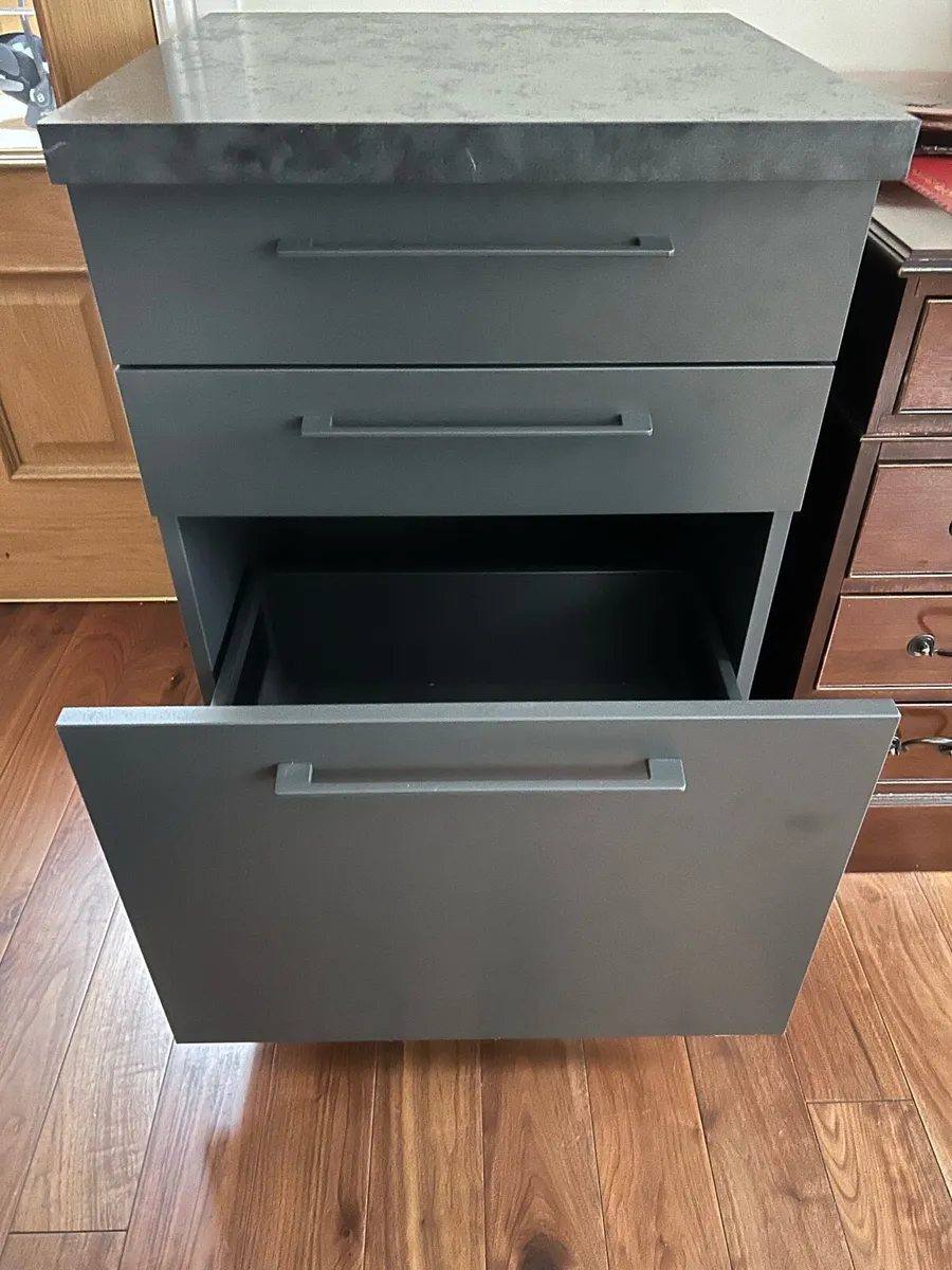 Cabinet for sale - Image 1