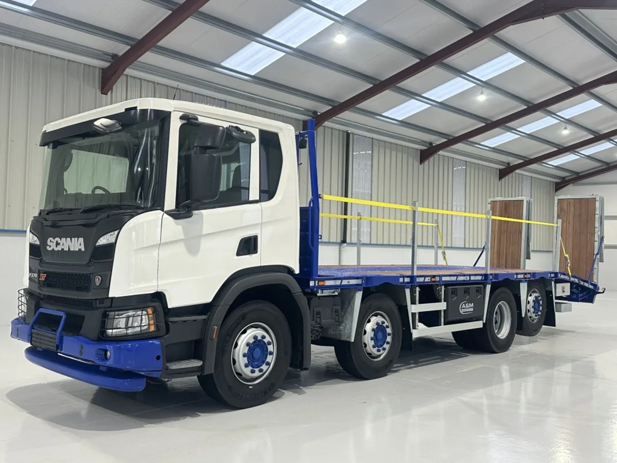 2020 (70) SCANIA P370 XT, 8X2 BEAVERTAIL - Image 3