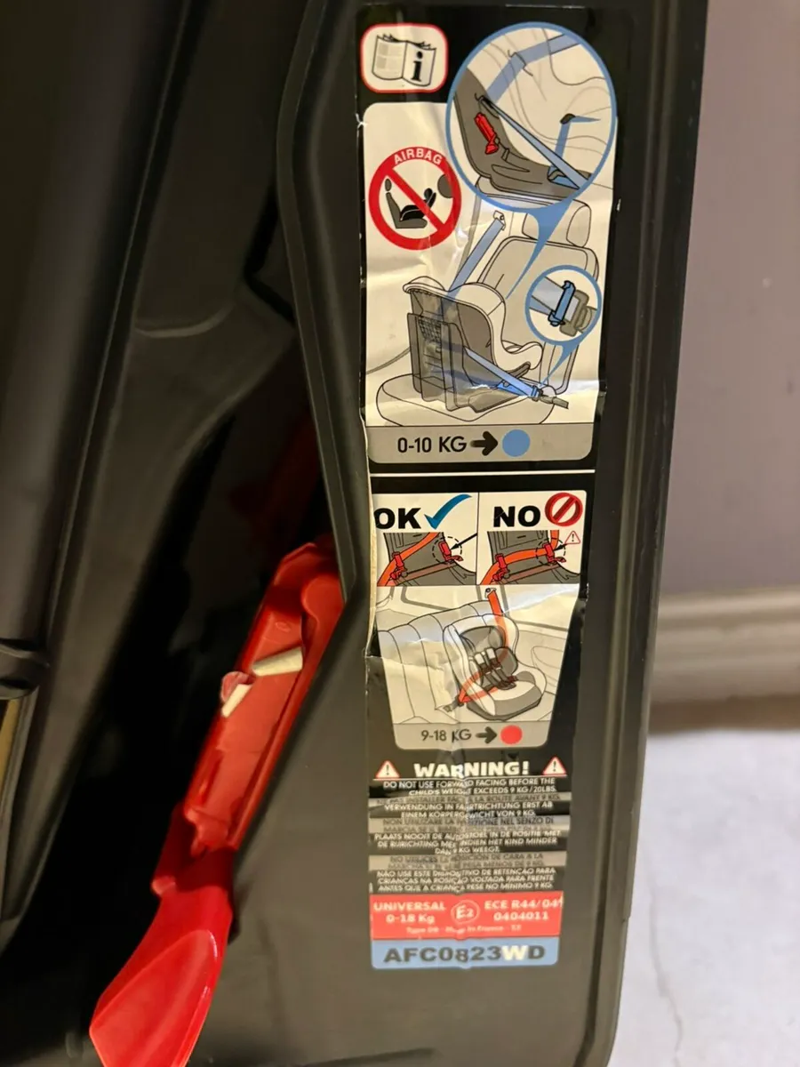 Child car seat - Image 2