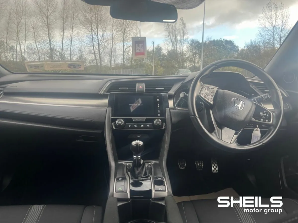 Honda Civic 1.0 i-TECH 127bhp Smart Plus Pack - Image 3