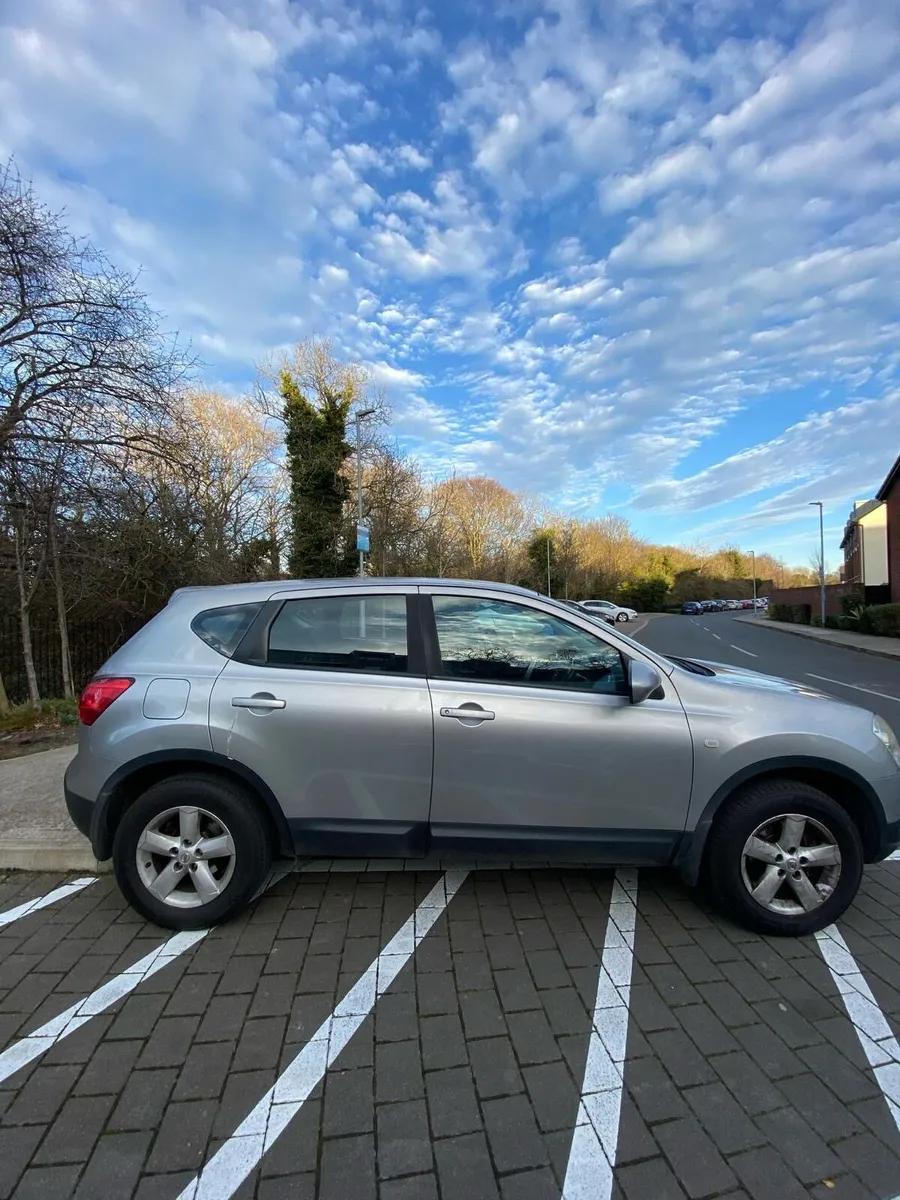 Nissan Qashqai 2009 - Image 3