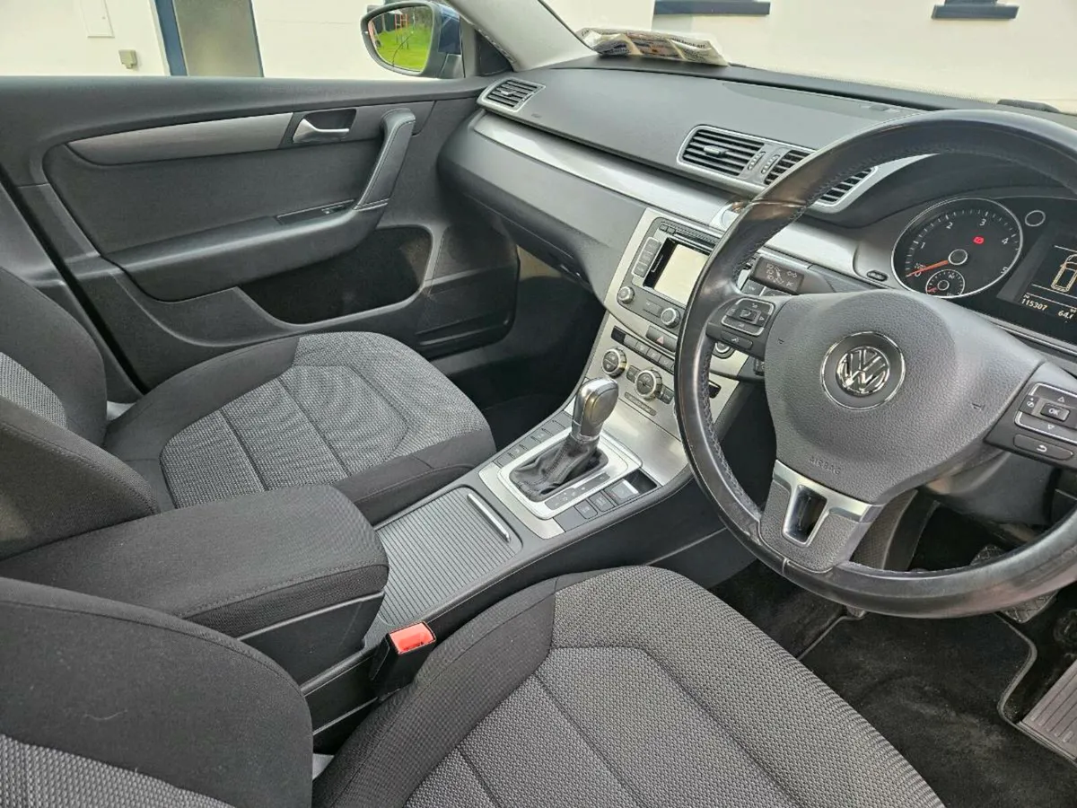Volkswagen Passat Highline TDI 2.0 Estate - Image 4