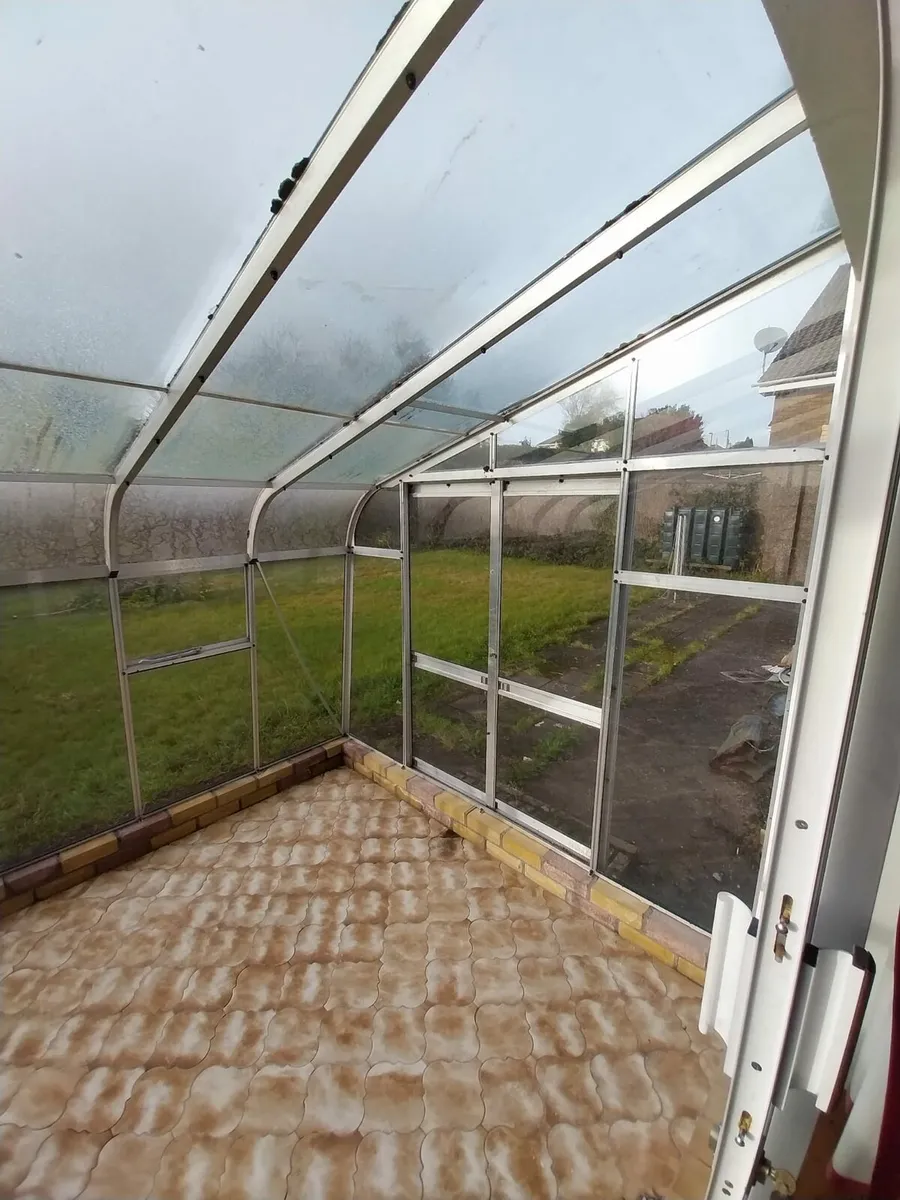 Conservatory/Sunroom - Image 2
