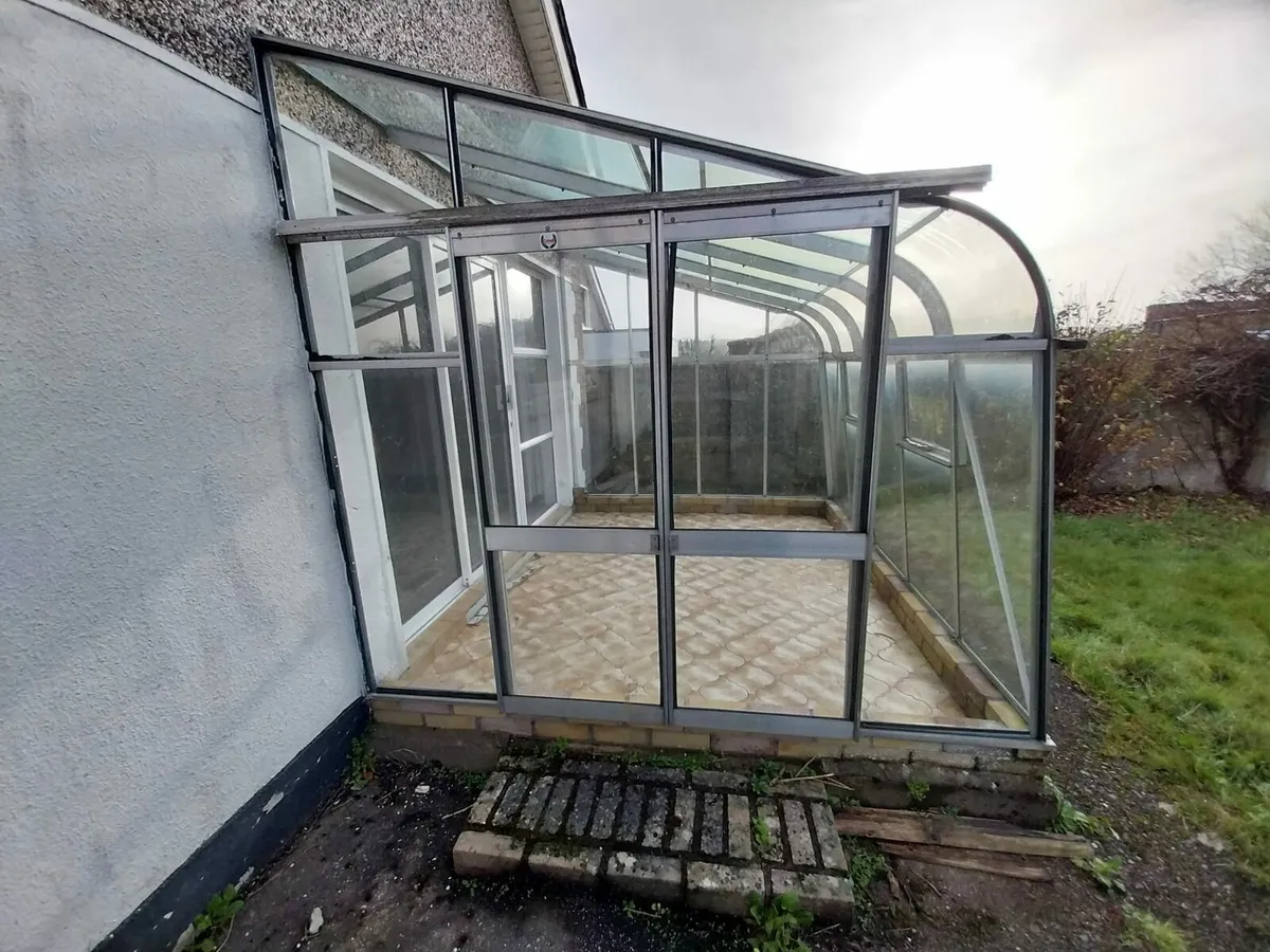 Conservatory/Sunroom - Image 3