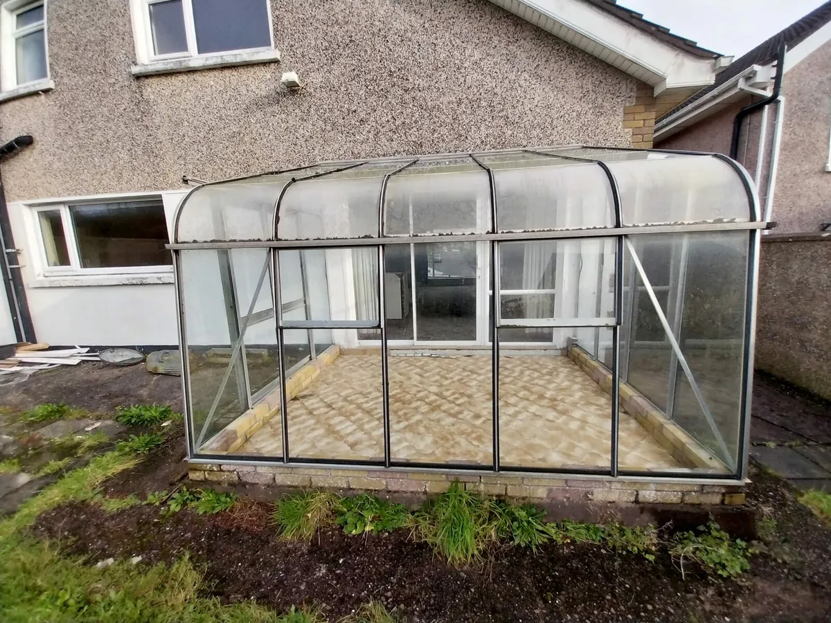 Conservatory/Sunroom - Image 4