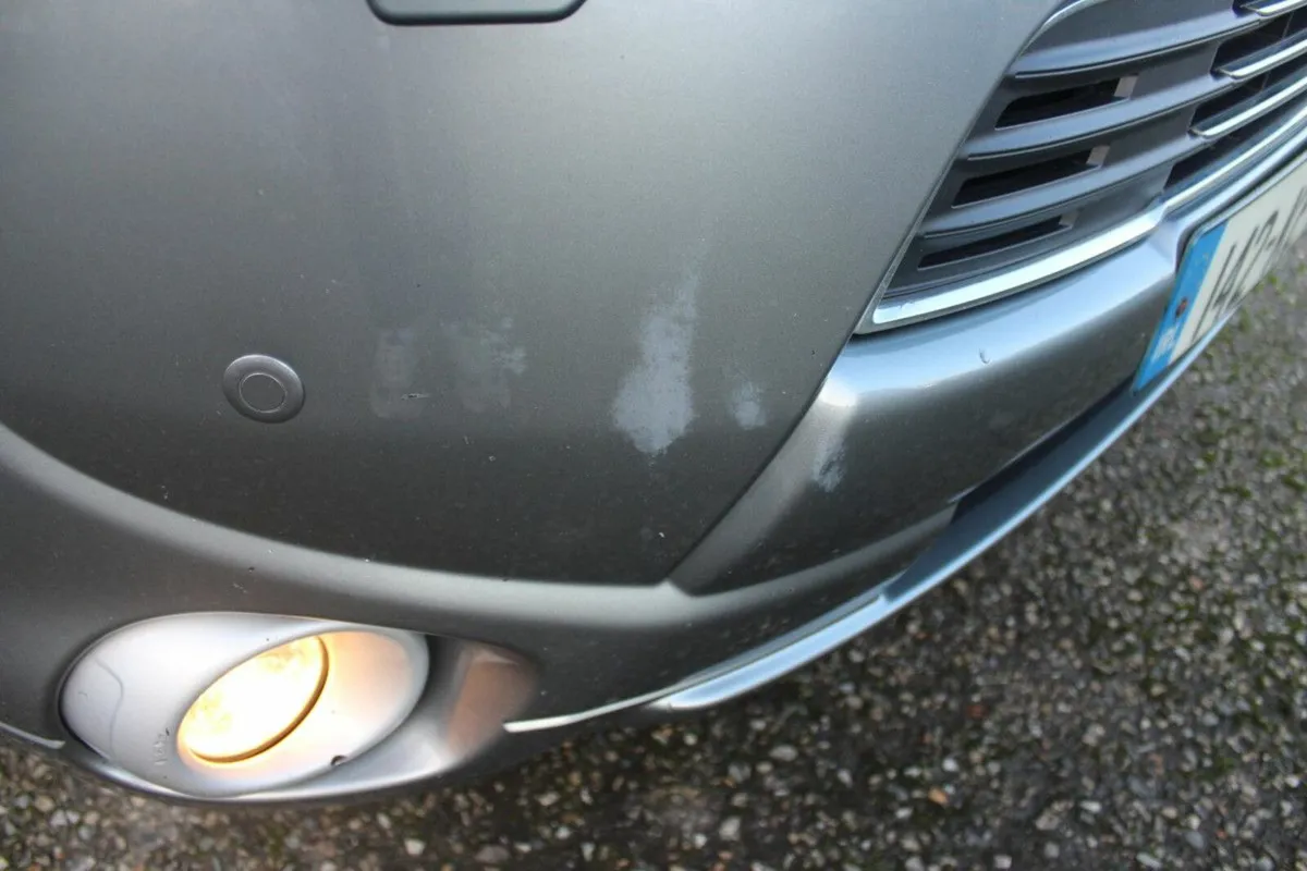 Mitsubishi Outlander PHEV 4WD 2.0 AUTO - Image 3