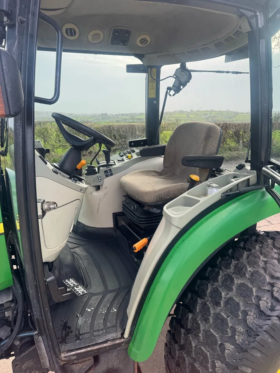 John Deere Compact Tractor - Image 2