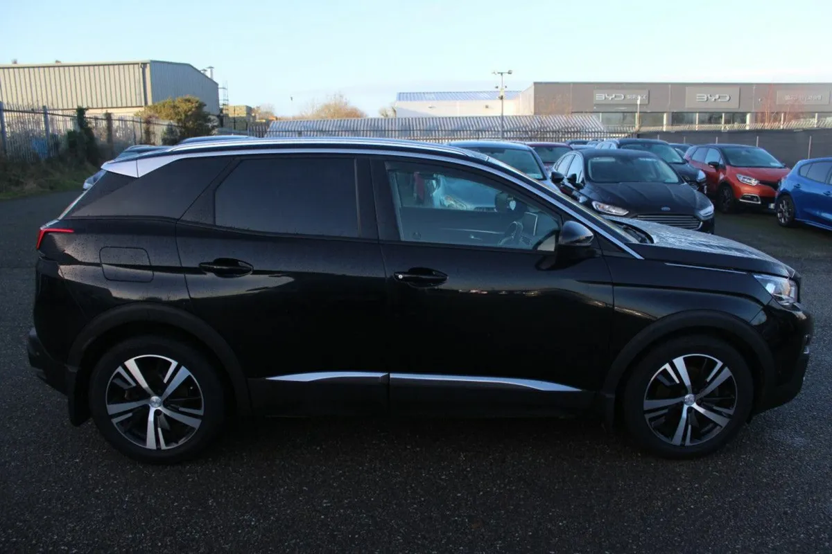 Peugeot 3008 1.5 BlueHDi 130bhp Allure - Image 3