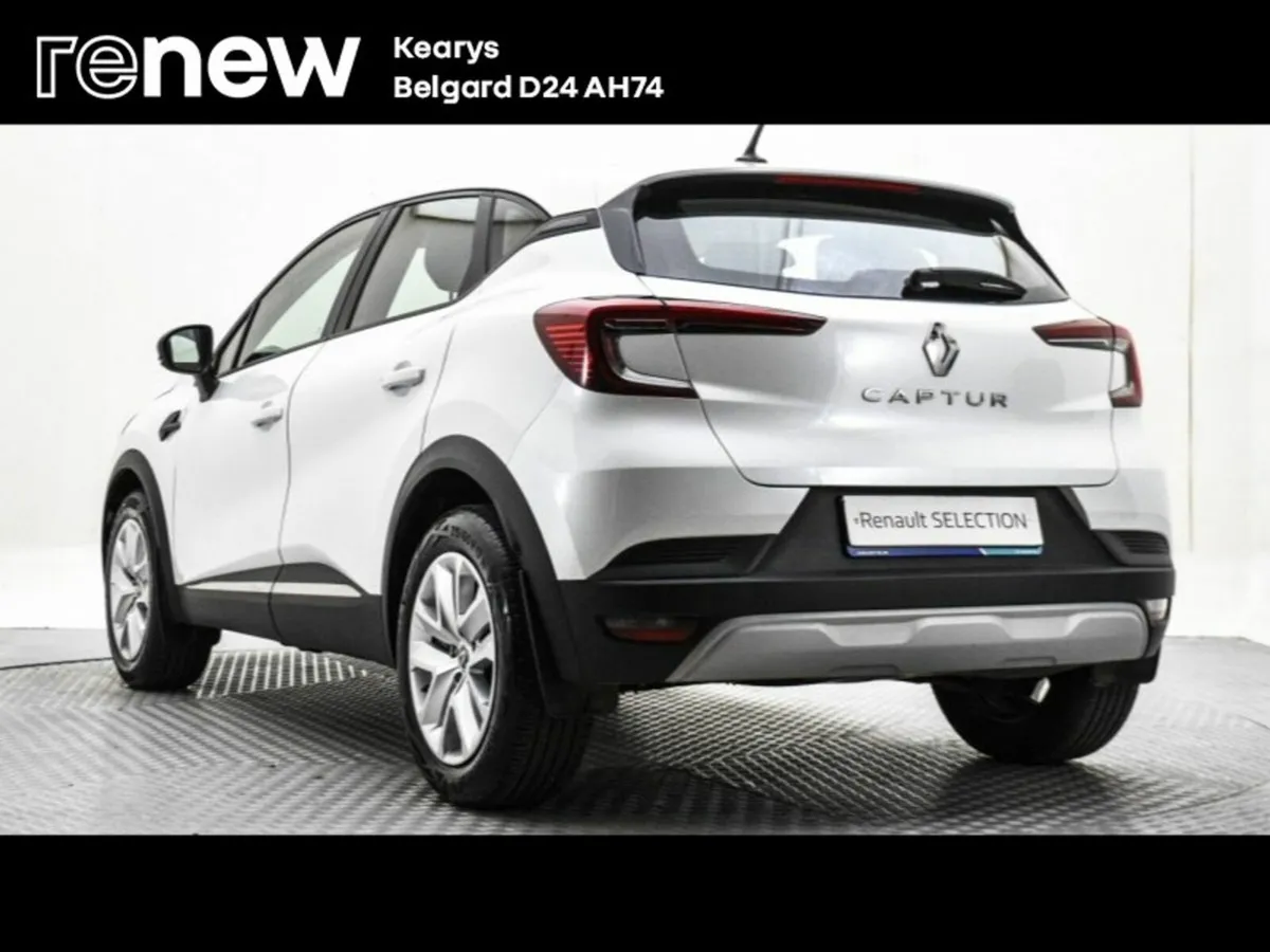 Renault Captur TCe 100 Play - Image 4