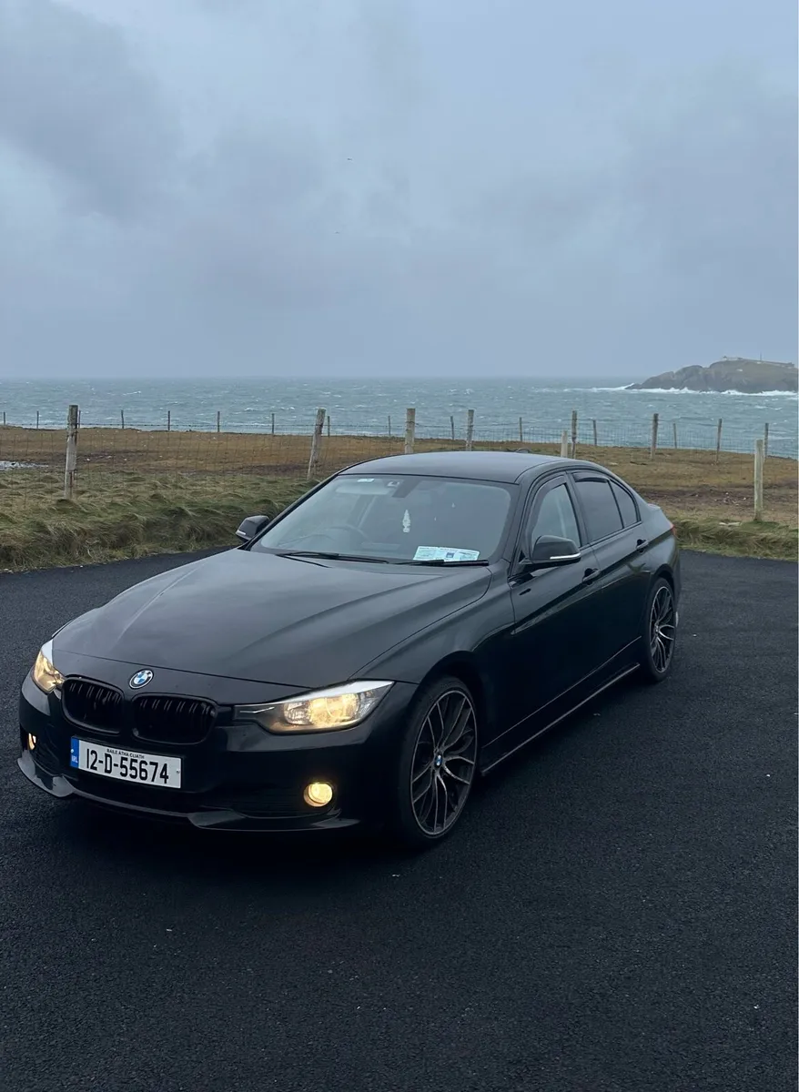 2012 BMW 320d F30 - Image 1