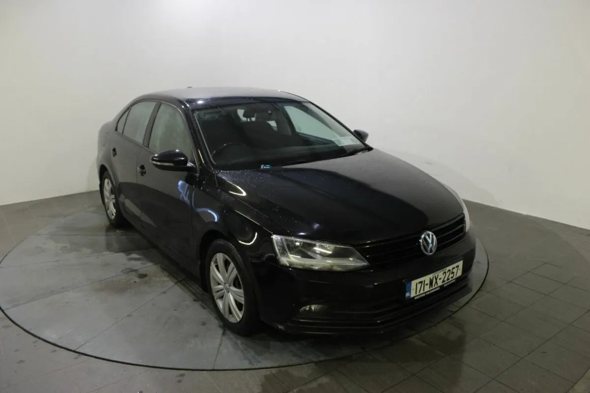 Volkswagen Jetta 2.0 TDI 110HP Trendline - Image 1