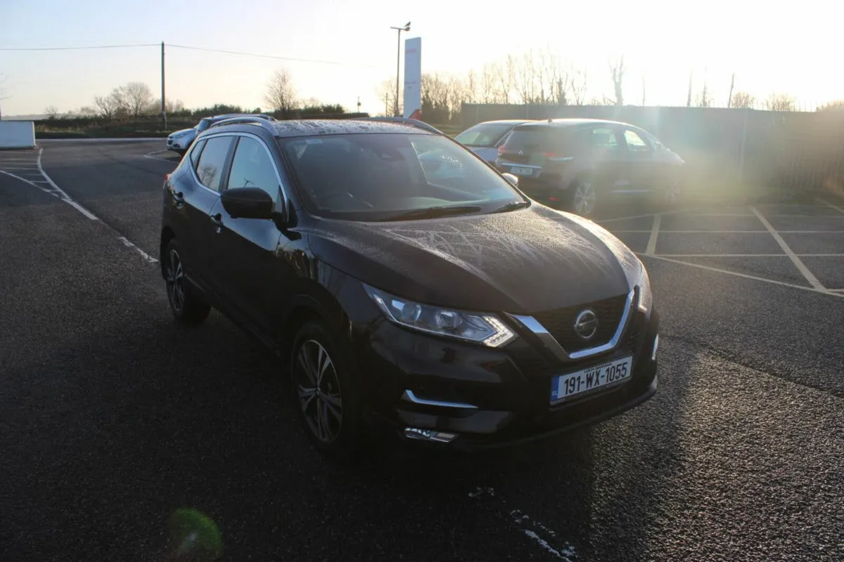Nissan Qashqai 1.5 DSL SV PREMIUM - Image 1