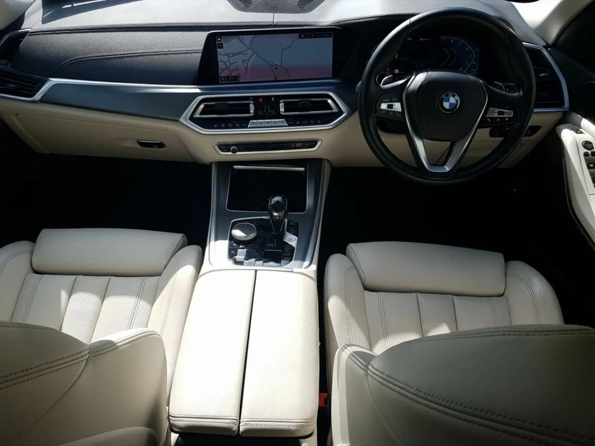 BMW X5 xDrive45e xLine - Image 4