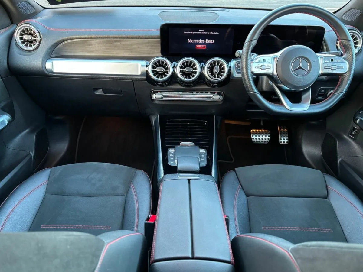 Mercedes-Benz EQB AMG LINE PREMIUM 300 SUNROOF - Image 2