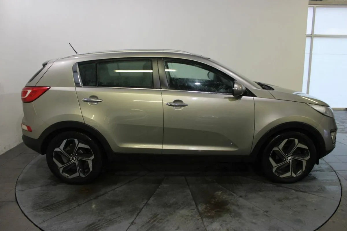 Kia Sportage 1.7 D EXS 4DR - Image 4