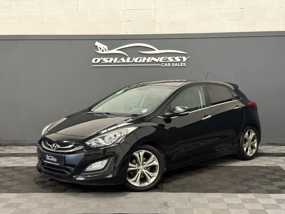 Hyundai i30 2013 €6950 Top Spec - Image 2