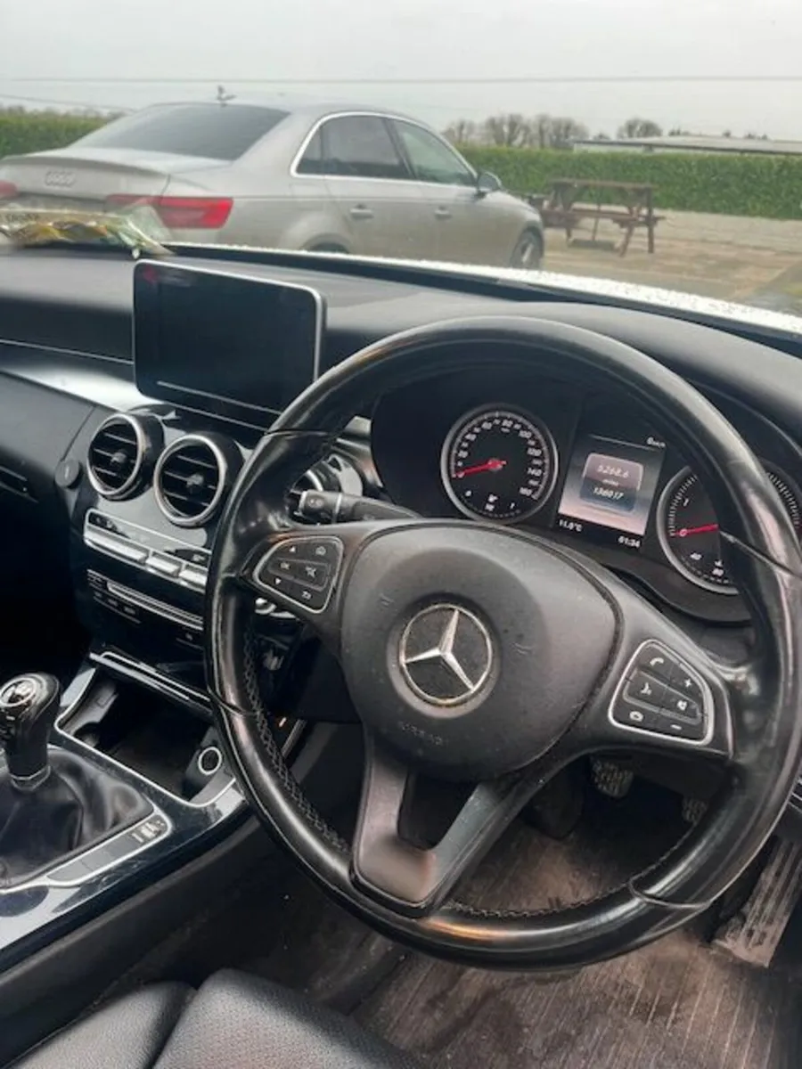 Mercedes-Benz C-Class 2016 - Image 3