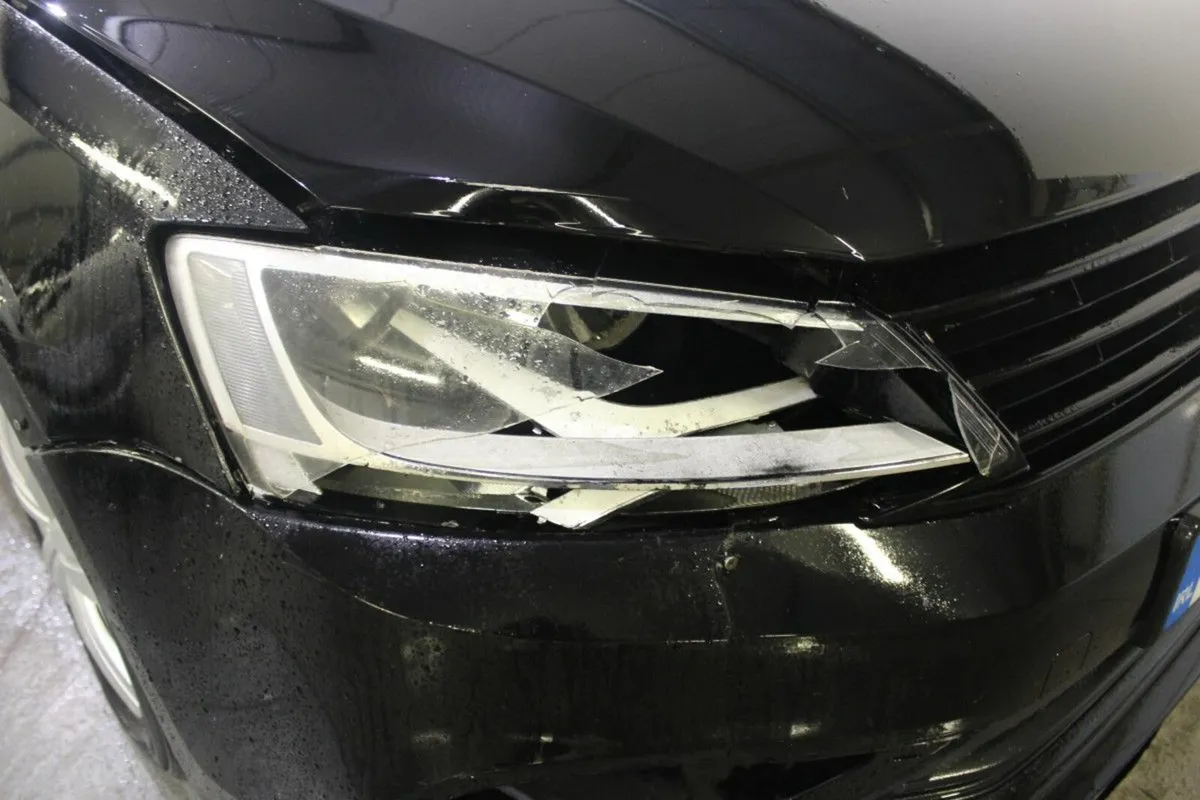 Volkswagen Jetta 2.0 TDI M5F 110HP Trendline - Image 3