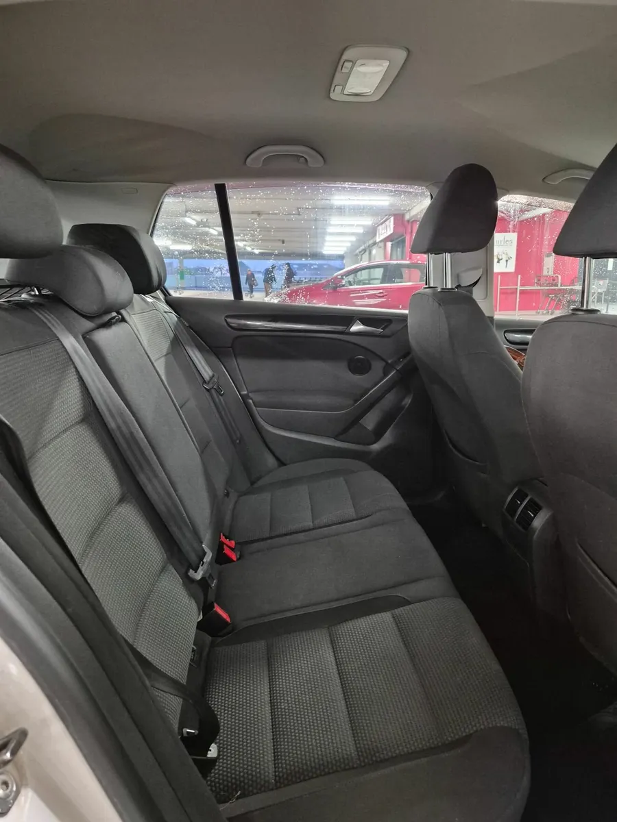 1.4 Petrol automatic golf - valid NCT - Image 4