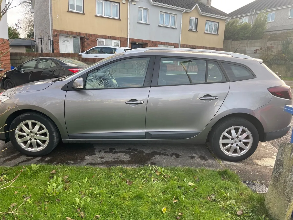 10 RENAULT MEGANE 1.5 DCI NEW NCT 08/26 - Image 4