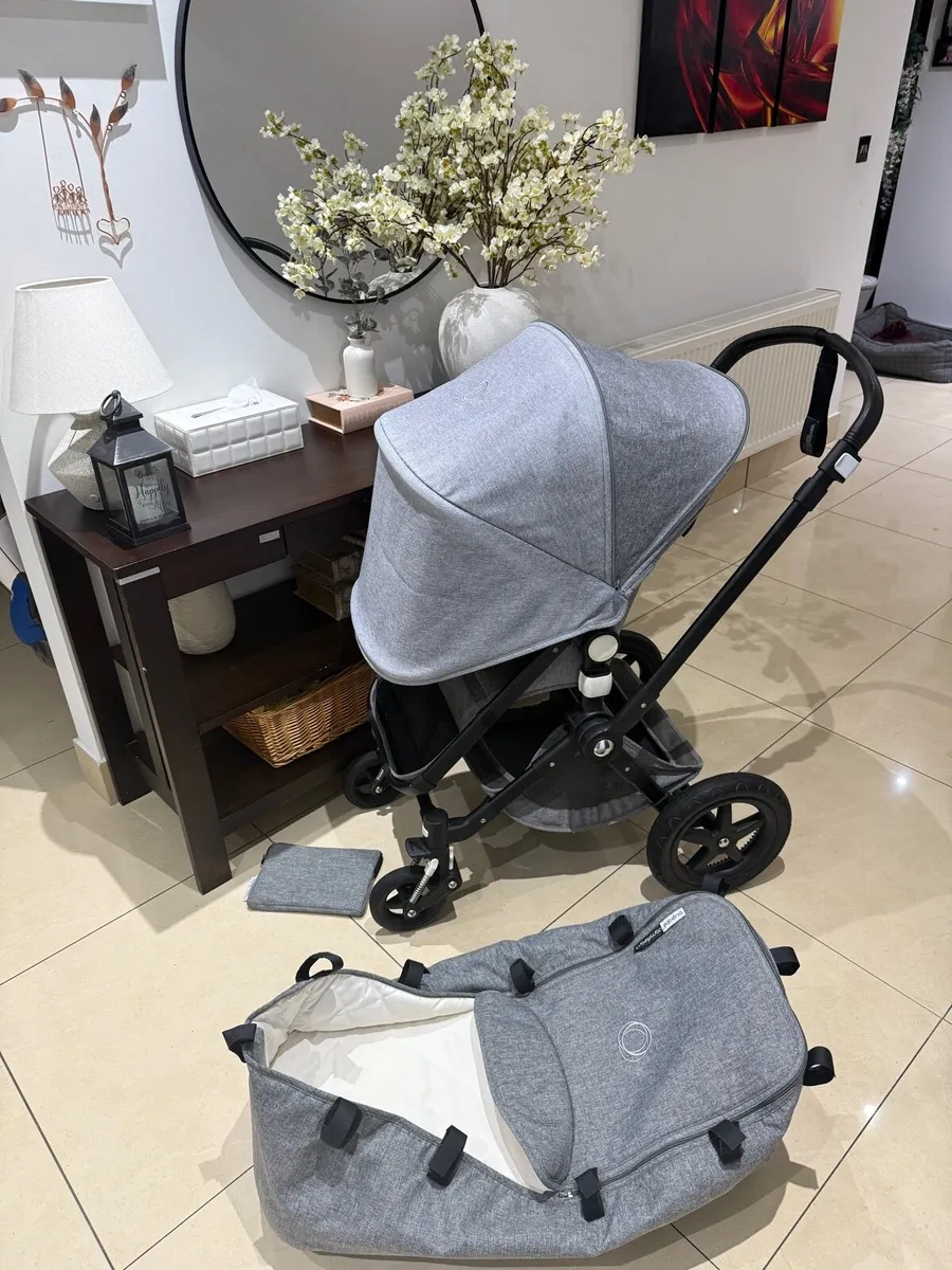 Bugaboo Cameleon 3 plus in swords - Image 1