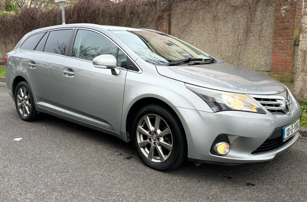 🌟131 Toyota Avensis Estate /// Highest Spec /// - Image 4
