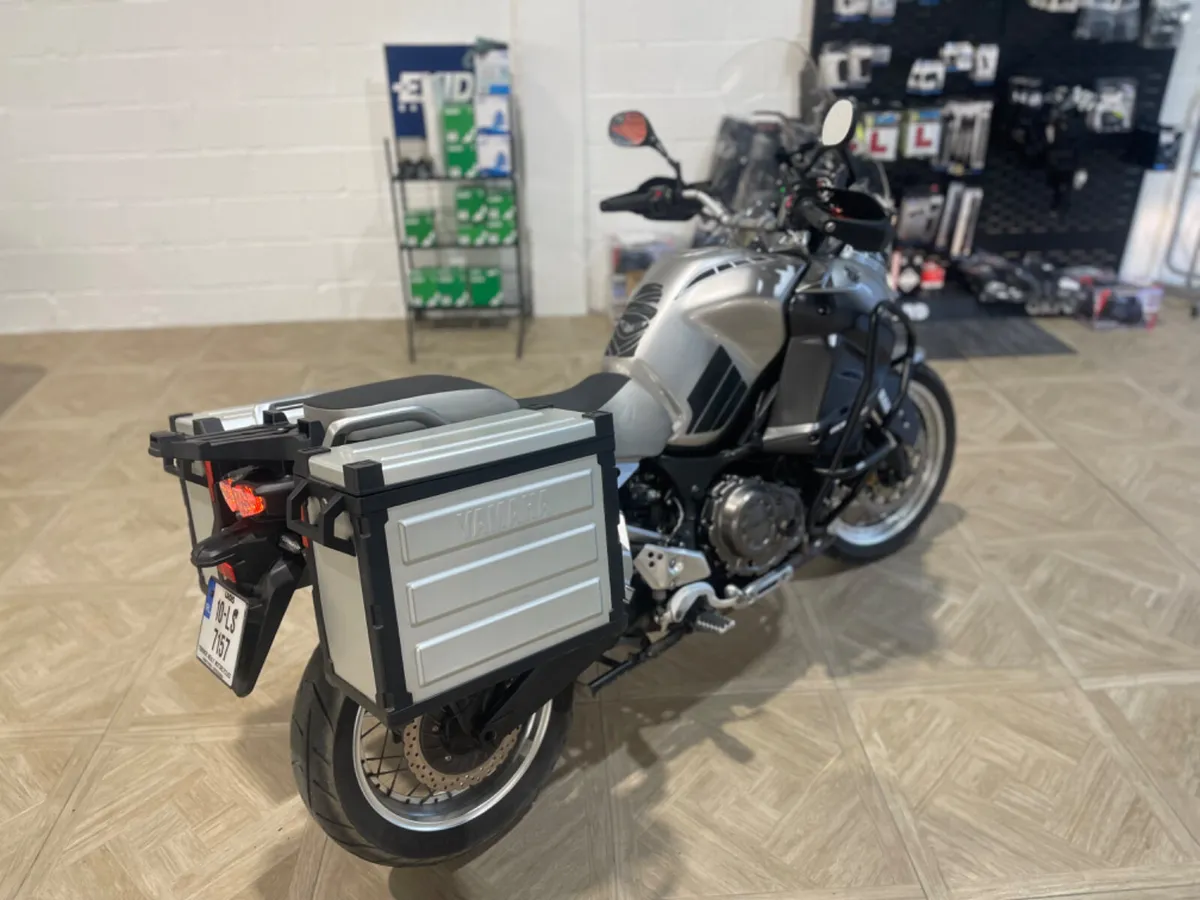 Yamaha XT 1200 Z Super Tenere 2010 - Image 4
