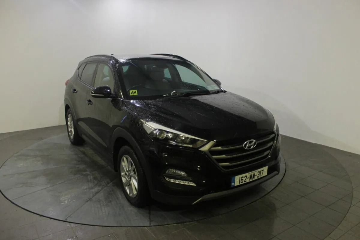 Hyundai Tucson PREMIUM 5DR - Image 1
